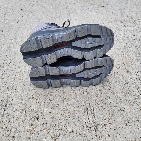 On Cloudrock 2 Waterproof Alloy Eclipse Trail & Hiking Boots Mens 10.5 - Picture 9 of 9